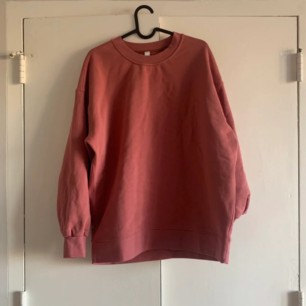 NWOT lululemon perfectly oversized crew